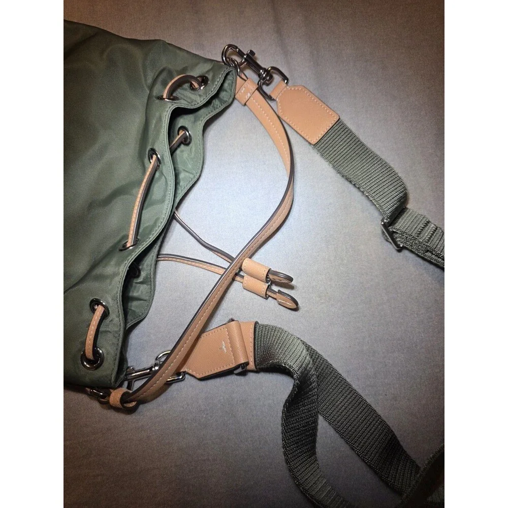 Tory Burch Virginia Nylon Bucket Crossbody Bag Palm Leaf GB41